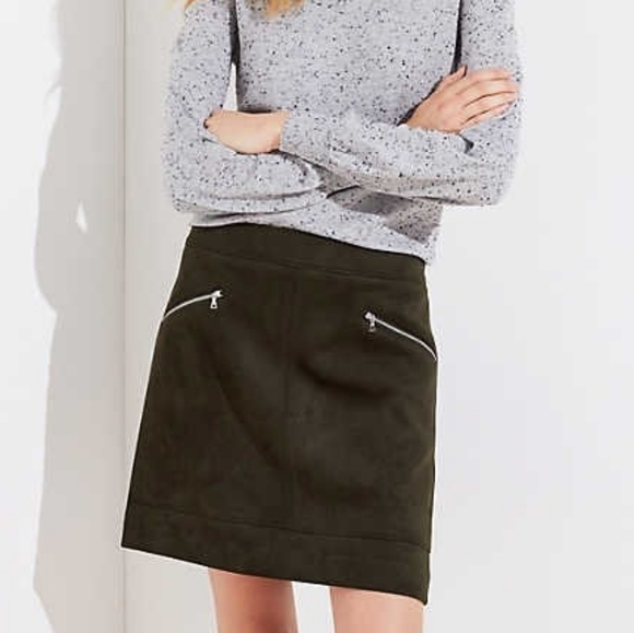 LOFT Dresses & Skirts - NWT Loft dark green velvet green skirt size 16